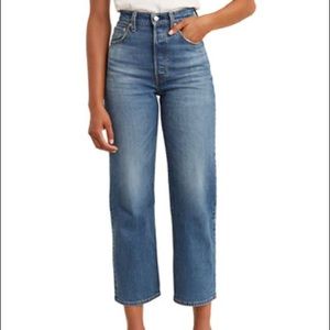 Levi’s Ribcage in Charleston wash